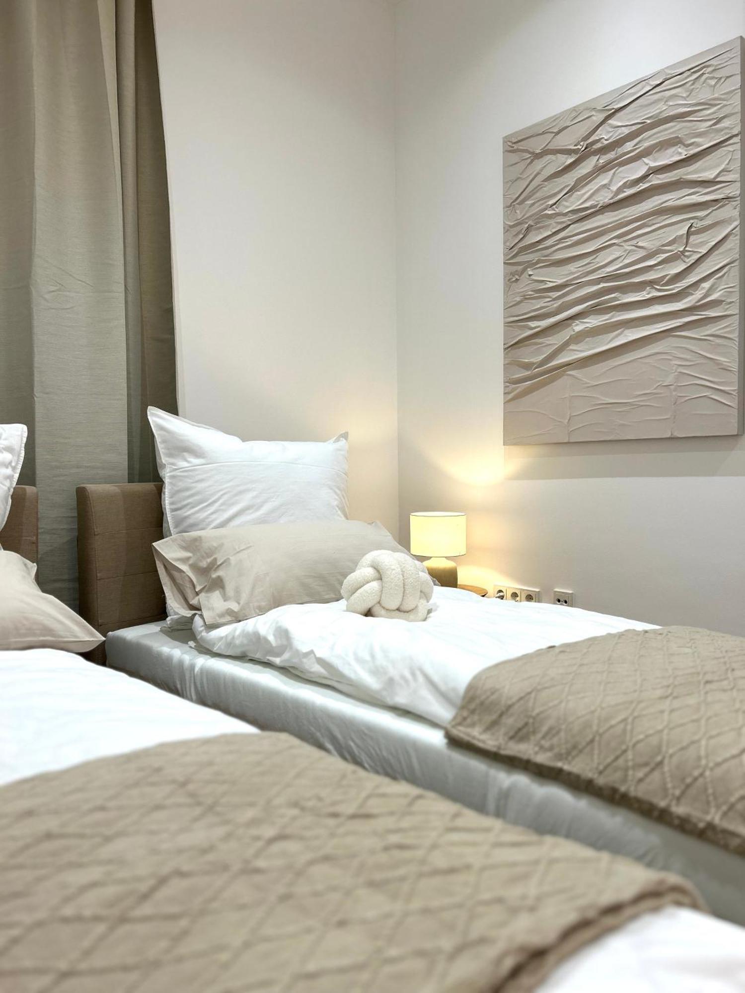 Designer City Apartment In Top Lage Fuer 6 Gaeste Karlsruhe Esterno foto